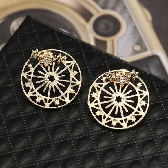 Jewelry - Gold/Crystal Star Studs w/Filagree Earring Jackets